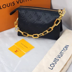 شنطة لوي فيتون | Louis Vuitton Bag 