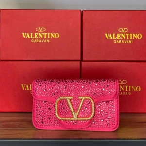 شنطة فالانتينو | Valentino Bag 
