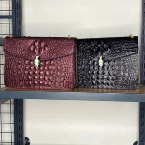 شنطة بولجاري | Bvlgari Bag 