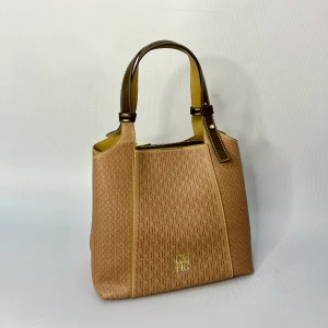شنطة سي اتش | CH Bag 