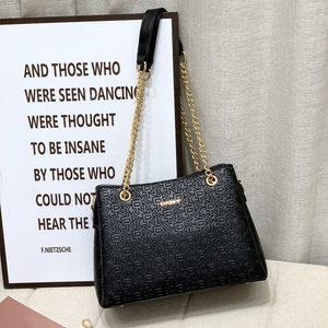 DKNY handbag / slingbag