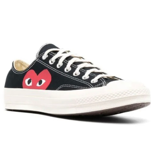 Converse Comme Des play heart