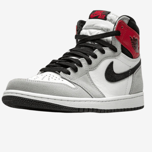 Air Jordan 1”Light Smoke Gray