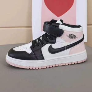 Air Jordan 1 Retro Hi OG” Bubble Gum’