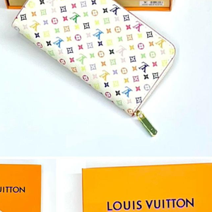 Louise Vuitton Clèmence Wallet