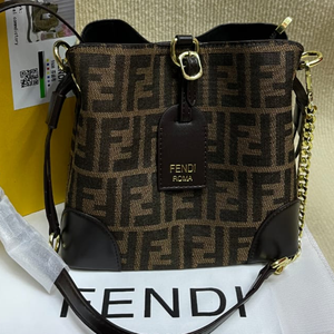 FENDI - HandBag 