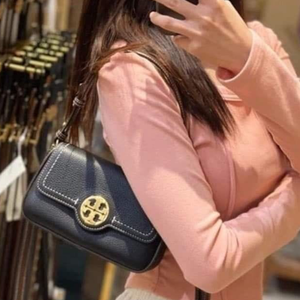 Tory Shoulder Bag , Sling Bag/ Black 