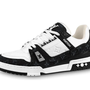 Louis Vuitton Sneakers” White Black ‘