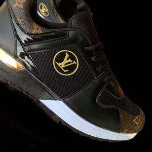 Louis's Vuitton run away Sneakers / Black