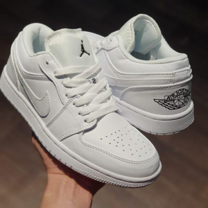 Air Jordan 1 Low &amp; White ; 
