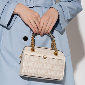 Michael Kors handbags~sling bag/ White~Beige