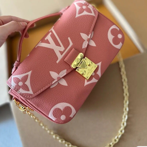 Louis Vuitton Master SlingBag 0X2