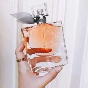 برفيوم لافى بيل  