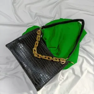 شولدر عقد مستورد 