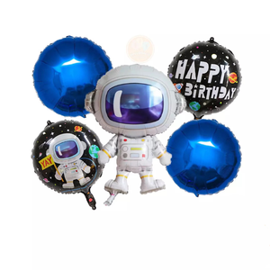 Astronaut foil balloon set