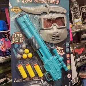 مجموعة لعب أطفال – طقم أسلحة مع قناع لمغامرات الأكشن!