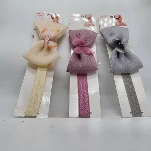 ربطة شعر على شكل وردة – لمسة أنوثة وأناقة في كل إطلالة