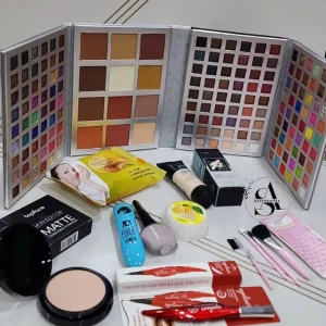 مجموعة المكياج الكاملة – تألقي بإطلالة متكاملة