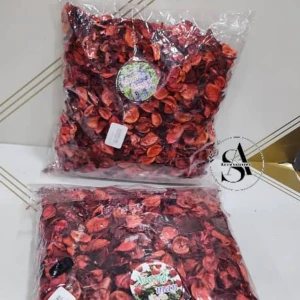 ورد مجفف طبيعي – لمسة فخامة وعطر يدوم!    