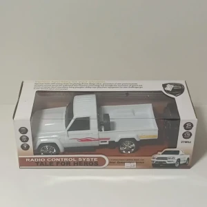 شاص بشكل مميز تحكم ريموت جميع الإتجاهات 