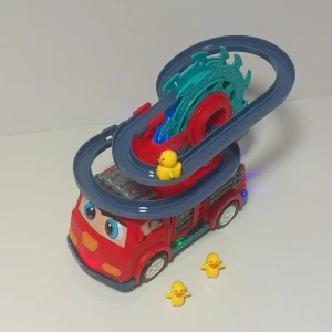 لعبة الملاهي مع سيارة متحركة واضاءة وحركات مميزة