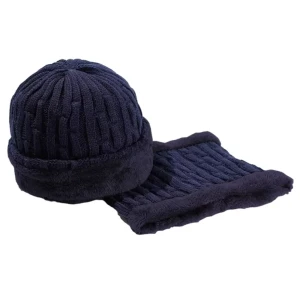 لفحة مع طاقية صوف مبطنة فرو