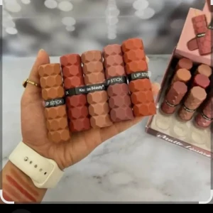 حومرة فاخرة نوع بباروز ( اطلب واحنا بنتواصل معك لاختيار اللون)