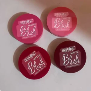 بودرة خدود نوع بابروز ( اطلب واحنا نتواصل معك لاختيار اللون)