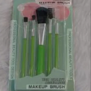 فراشي مكياج ( 5 على كرت ) 