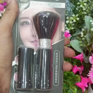 فرشاية مكياج طبية فاخرة 