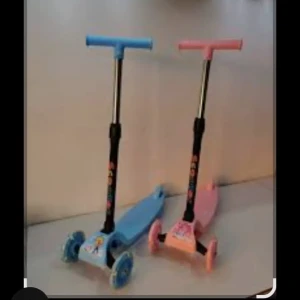 سكوتر اطفال شعبي بلاستيك 