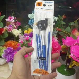 فراشي مكياج في باكيت عدد 4 