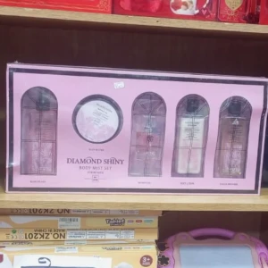 بكج نسائي كامل عطر وسبلاش ولوشن وشاور جل