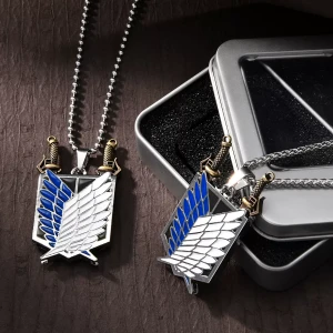 Collier attack on titan