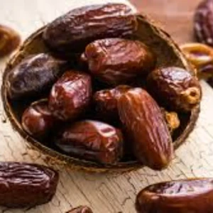 تمر وسط الخضري 3 كغ 