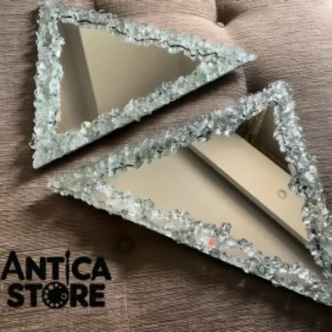 مرايه ايبوكسي مثلث متساوي  طول ضلعه 90Cm🪞