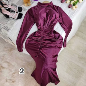 فشتان نسائي قماش حرير أصلي 