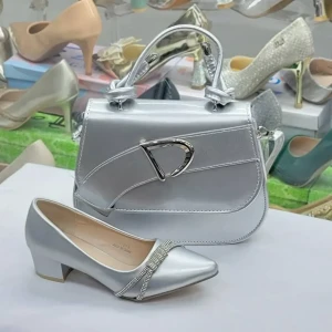 حقيقة راقية +جزمة شبابي راقية💃💯💃