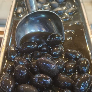 زيتون اسود 1 كيلو 