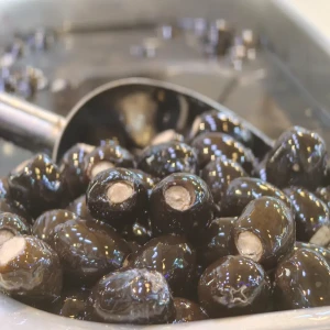 زيتون بالجبن 1 كيلو 