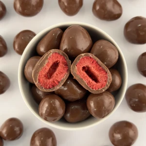 فراولة بالشوكولاتة مع الحليب 