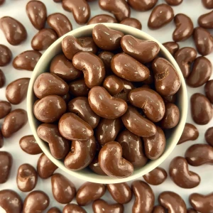 كاجو بالشوكولاتة مع الحليب 