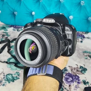 كاميرا نيكون d3100 