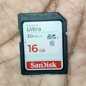 كرت ميموري 16جيجا سانديسك 