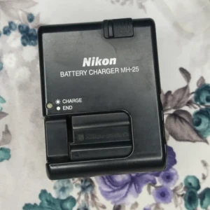 شاحن وبطاريه نيكون اورجنال 