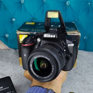 كاميرا نيكون D5300 