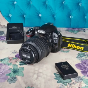 كاميرا نيكون d3100 