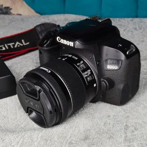 كانون 800D 
