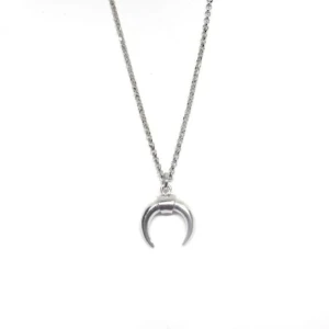 قلاده ع شكل هلال