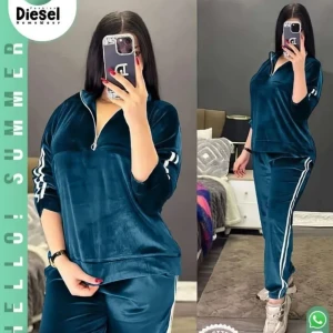 بيجامة قطيفة حريمي 